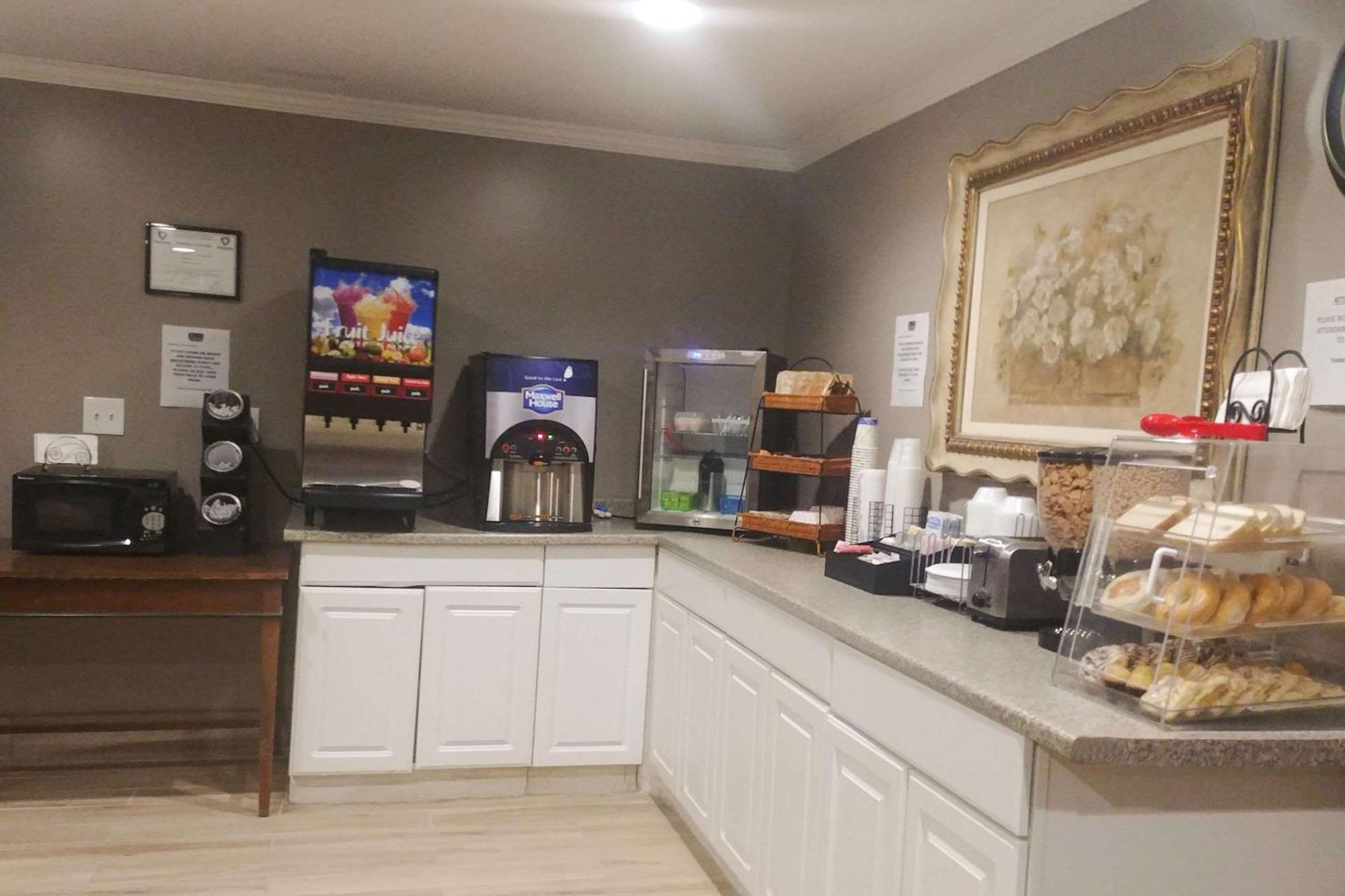 Econo Lodge Milldale - Саутингтън Екстериор снимка