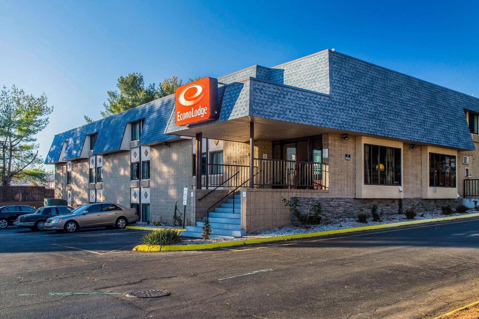Econo Lodge Milldale - Саутингтън Екстериор снимка