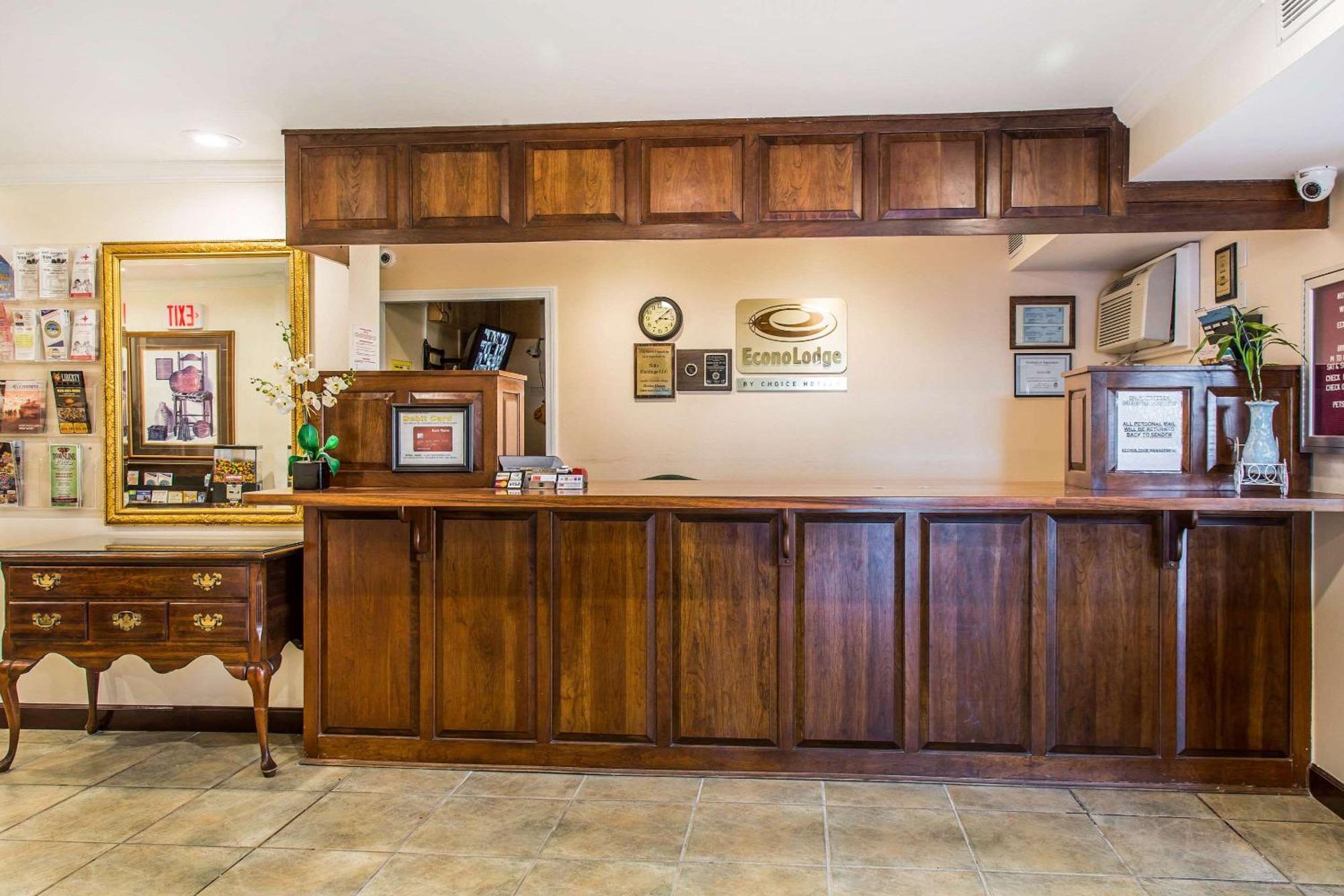 Econo Lodge Milldale - Саутингтън Екстериор снимка